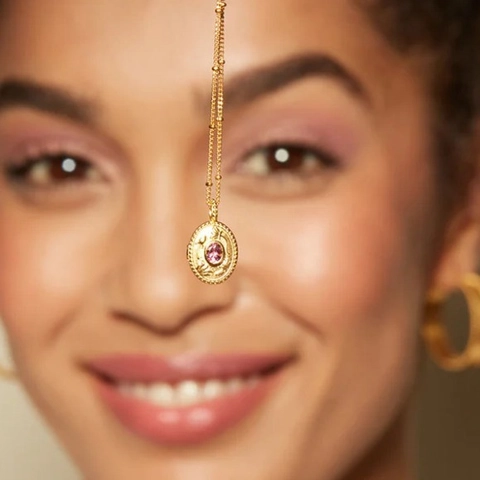 Vintage Stainless Steel Oval Locket Necklace For Women Embossed Flower Birthstone Pendant Gold Plated Satellite Chain Jewelry