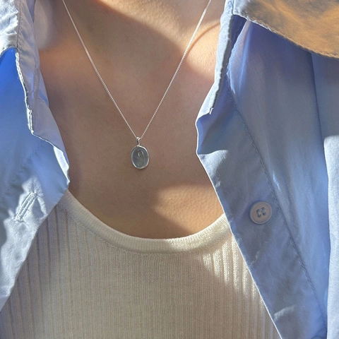 Minimalist Copper Moonstone Oval Pendant Necklace Silver Plated Blue Crystal Clavicle Chain For Women Daily Party Jewelry Gift