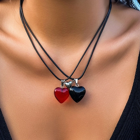Vintage Gothic Magnetic Heart Couple Necklace Bracelet Set For Valentine's Day Red Black Resin Bead Iron Chain Jewelry
