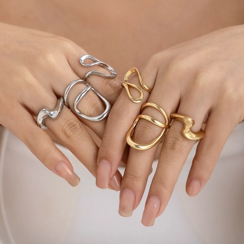 Bagues Ouvertes Minimalistes Irrégulières en Métal Liquide pour Femmes Bagues de Doigt Creuses Empilables en Métal Bijoux Plaqué Or Argent