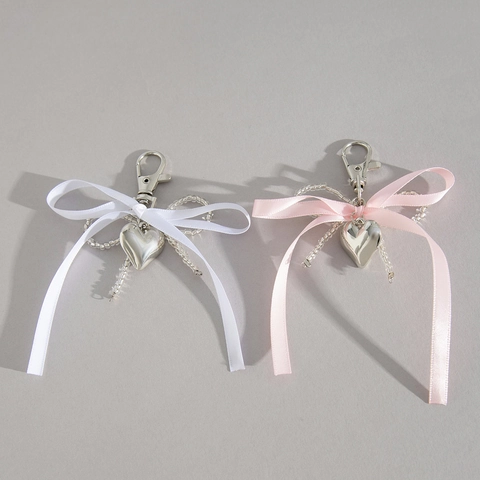 Porte-clés Pendentif Cœur Nœud en Satin Doux Rose Et Blanc Perlé Bijou de Sac en Alliage pour Femmes Filles