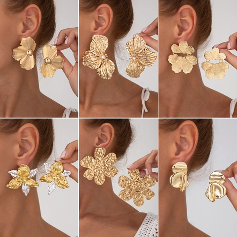 Fashion Large Metal Flower Stud Earrings For Women Statement Hammered Textured Petal Earrings Stainless Steel Post Jewelry