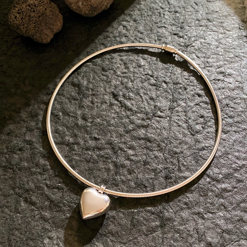Stainless Steel Heart Pendant Choker Necklace Gold Silver Snake Chain Necklace With Magnetic Buckle Minimalist Jewelry For Women