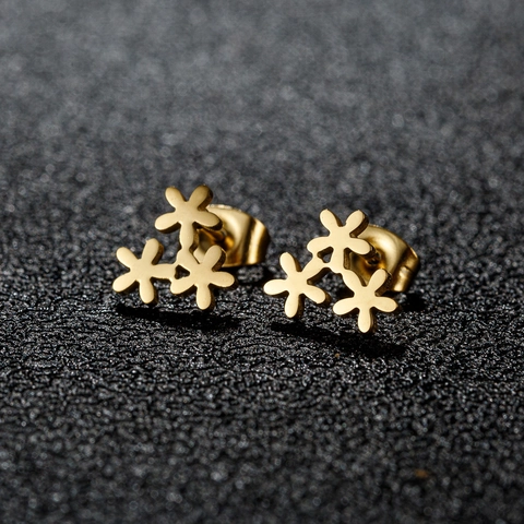 Stainless Steel Daisy Flower Stud Earrings Minimalist Three Flower Cluster Jewelry For Women Girls Sweet Daily Accessory