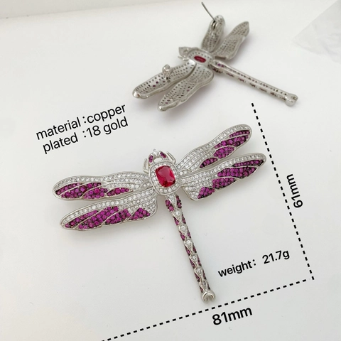 Elegante Spilla a Forma di Libellula in Rame Zirconia Strass Micro Pavé Pin per Donna Accessori Maglione Completo Cappotto