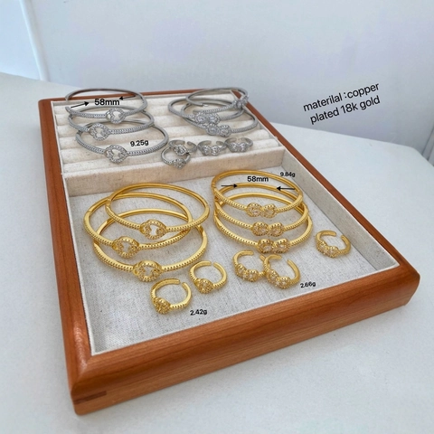 18K Vergoldetes Kupfer Herzschloss Schleife Offener Armreif Und Verstellbarer Ring Mit Zirkonia Für Damen Modeschmuck