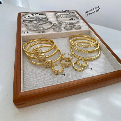 Fashion Copper 18K Gold Plated Jewelry Set For Women Geometric Square Zirconia Threaded Open Ring And Bangle Bracelet Gift