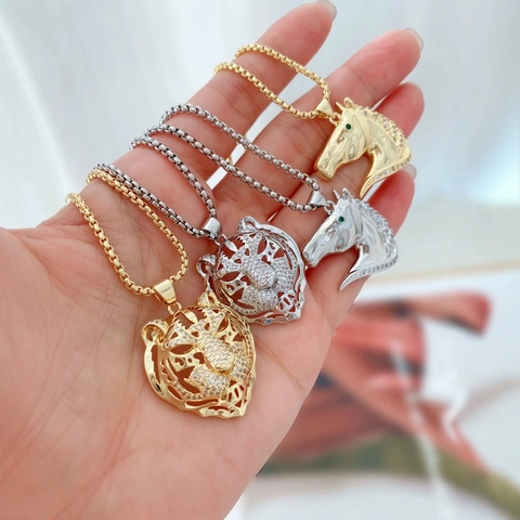 Hip Hop Punk 18K Gold Plated Copper Tiger Horse Head Pendant For Men Women Hollow Animal Pave White Zirconia Jewelry Accessory
