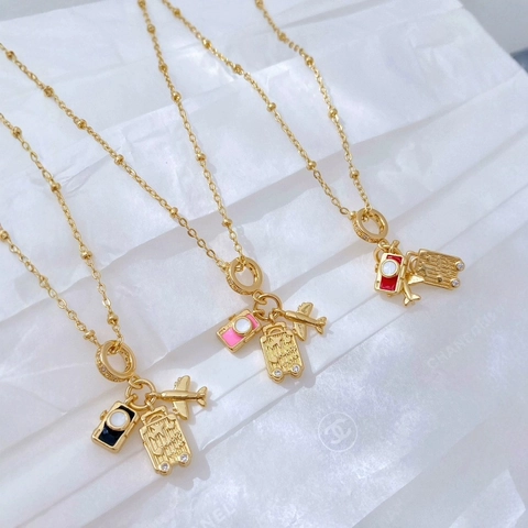 18K Verguld Koperen Reisthema Hanger Set Met Camera Vliegtuig Koffer Emaille Zirconia Charms Vrouwen Sieraden