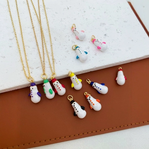 Simpatico Pupazzo di Neve Pendente Collana Placcata Oro 18K Rame Smalto Inverno Natale Gioielli per Donne Ragazze Regalo di Capodanno