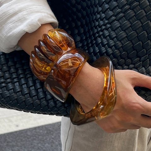 Bracelet Jonc Vintage en Résine Ambre pour Femmes Large Écaille de Tortue Acrylique Géométrique Chunky Élastique Bijoux Mode