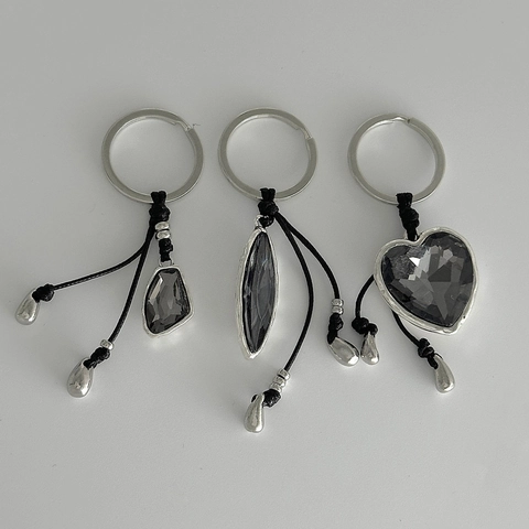Colgante Minimalista para Bolso de Acrílico con Forma de Corazón Irregular para Mujer Llavero de Metal de Aleación Decoración de Cadena