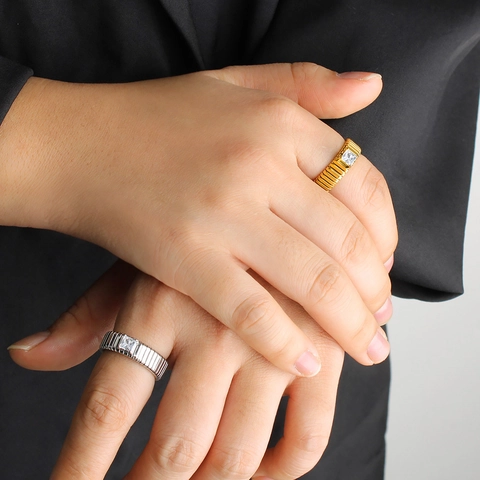 Stainless Steel Square Zirconia Tubogas Ring For Women Men Gold Silver Striped Flexible Elastic Band Fashion Jewelry Gift