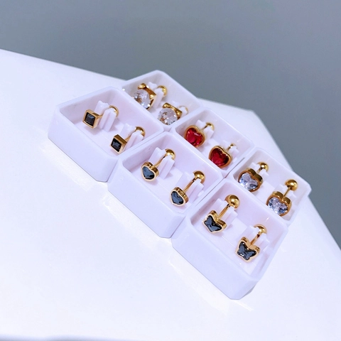 Minimalistische Titanstahl Zirkonia Ohrstecker Gold Beschichtet Herz Schmetterling Quadrat Schraubverschluss Piercing Schmuck Damen