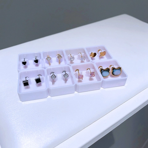 Elegante Edelstahl Herz Zirkonia Ohrstecker Für Damen Echt Vergoldet Katze Muschel Triomphe Kleeblatt Schlüssel Mode Schmuck