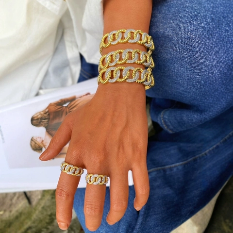 18K Gold Plated Copper Iced Out Zirconia Twist Chain Bangle Ring Hip Hop Fashion Personality Jewelry For Men Women Daily Decor