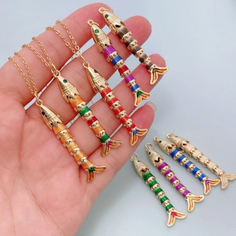 Halskette Mit Beweglichem Fisch Anhänger 18K Vergoldetes Kupfer Emaille Bunte Koi Ozean Serie Mode Schmuck Damen