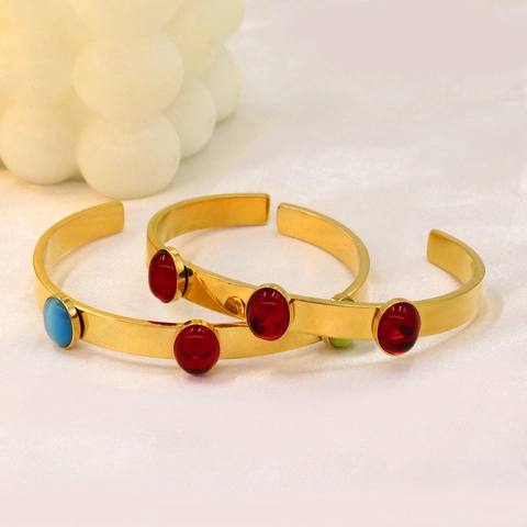 Women 18K Gold Plated Titanium Steel Oval Zirconia Open Cuff Bracelet Retro Minimalist Light Luxury Hand Jewelry Jewelry Gift