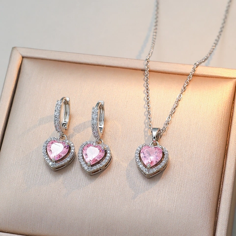 Mode Herz Anhänger Halskette Ohrringe Ring Titanstahl Zirkonia Eingelegt Schmuck Für Damen Täglich Dating Zubehör