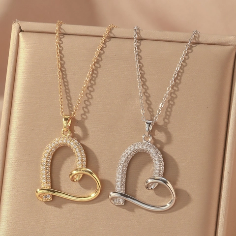 Elegant Heart Pendant Necklace For Women Stainless Steel Zirconia Inlaid Gold Silver Plated Fashion Jewelry Clavicle Chain Gift