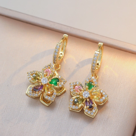Collar Pendientes Anillo de Flor de Circonita Multicolor para Mujer Acero de Titanio Cobre Bañado en Oro Joyas con Patrón de Flores