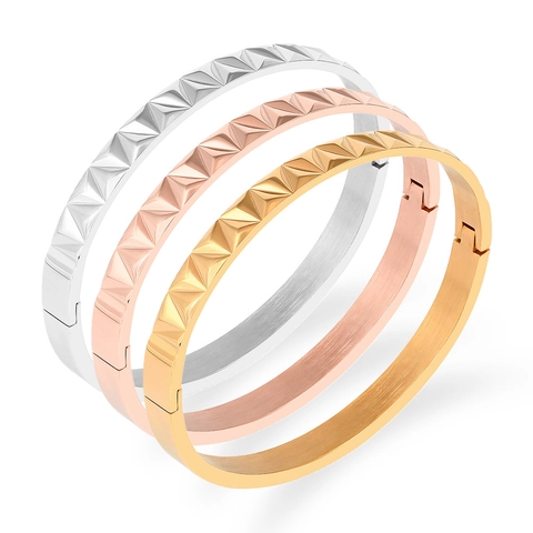 Punk Stainless Steel Pyramid Studded Bangle For Women Gold Rose Gold Silver Plated Hinged Cuff Bracelet Fashion Jewelry