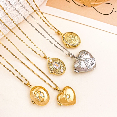 Vintage Gold Plated Copper Locket Pendant Necklace For Women Heart Oval Star Moon Ladybug Angel Engraved Fashion Jewelry