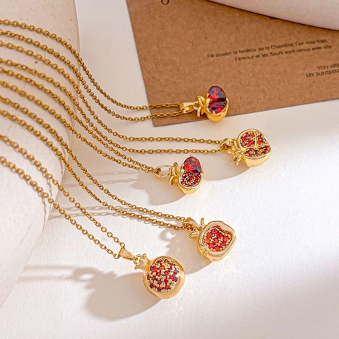 Stainless Steel Chain Copper Red Zirconia Pomegranate Pendant Necklace Gold Plated Women Vintage Elegant Fashion Jewelry