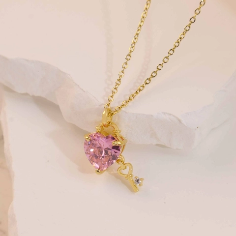 Gold Plated Stainless Steel Heart Pink Zirconia Pendant Necklace With Copper Key Charm Fashion Jewelry For Women Gift
