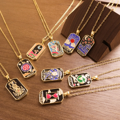 Vintage Tarot Card Pendant Necklace For Women Stainless Steel Chain Alloy Enamel Magician Empress Sun Moon Mystical Jewelry Gift