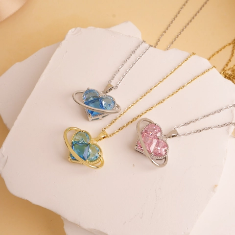 Fashion Stainless Steel Heart Planet Pendant Necklace For Women Gold Silver Plated Zirconia Sweet Commute Jewelry Gift