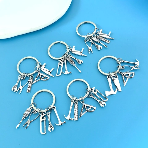 Portachiavi Creativo in Lega a Forma di Strumenti Hardware in Miniatura per Uomo Regalo Festa del Papà Martello Chiave Ciondoli