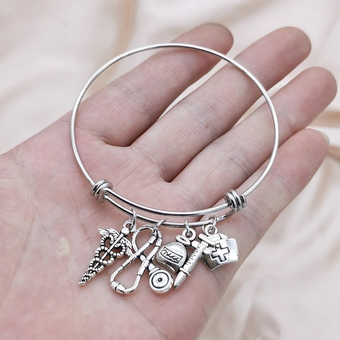 Adjustable Stainless Steel Medical Charm Bangle Bracelet Antique Silver Stethoscope Syringe Nurse Hat Caduceus Pendants Nurse Appreciation Gift Jewelry