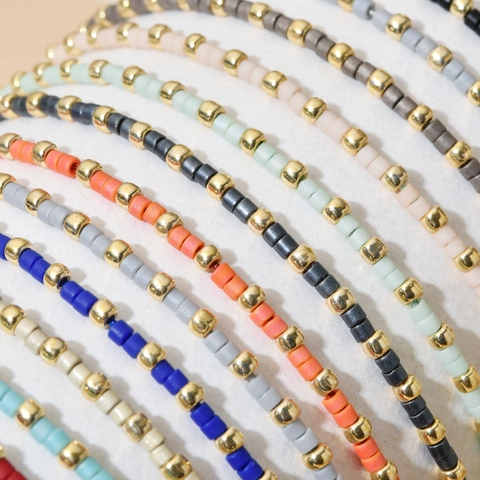 Bohemian Handmade Seed Bead Bracelet For Women Adjustable String Gold Plated Spacer Beads Simple Fashion Jewelry Accessory