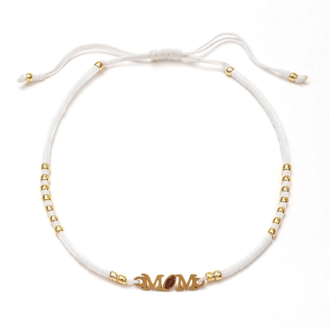 Bracciale Bohemian con Perline di Semi Lettera MOM Con Motivo Football Americano per Donna Corda Intrecciata Regolabile Gioielli Regalo