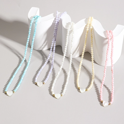 Collana Minimalista con Ciondolo a Cuore in Perline di Conchiglia per Donna Stile Giapponese Coreano Catena Colorata Regolabile