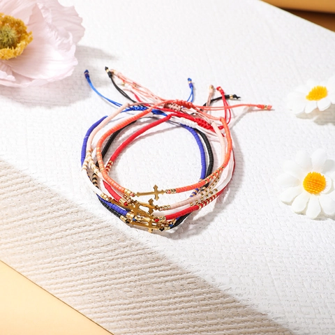 Handgemaakte Boheemse Armband Met Gekleurde Glasperlen Gouden Kruis Hanger Verstelbaar Touw Emaille Sieraden Voor Vrouwen Reizen Dagelijks Cadeau