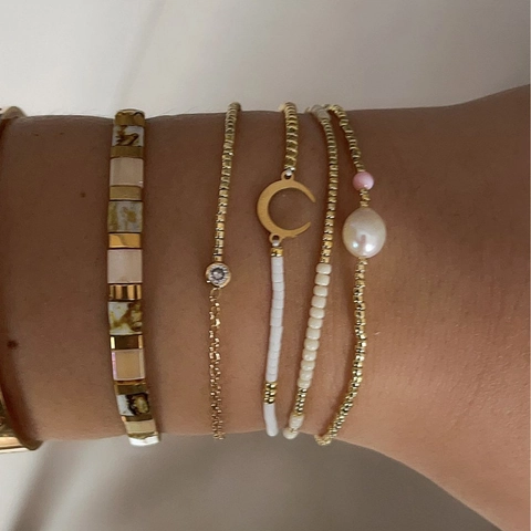 Bohemian Stackable Tila Bead Bracelet Set For Women Moon Pendant Glass Artificial Pearl Alloy Beaded Stretch Bracelet Ethnic Couple Jewelry Gift