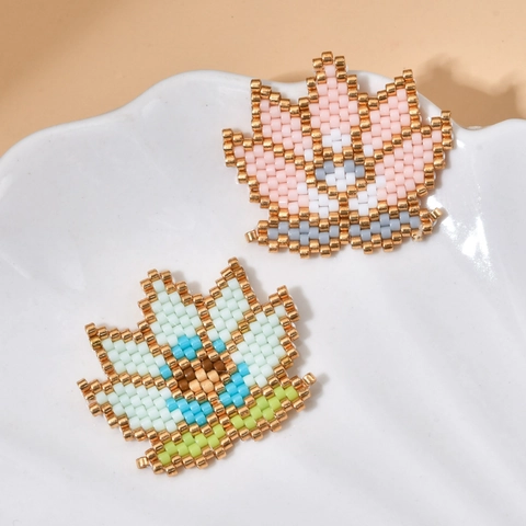 Perline di Vetro Miyuki Fatte a Mano Loto Fiore Fai da Te Accessorio per Gioielli Collana Bracciale Ciondolo Decorativo
