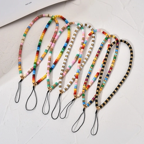 Handgemaakte Kleurrijke Cilindrische Kraal Telefoon Charm Strap Met Gouden Legering Afstandhouders Boho Telefoon Ketting Voor Vrouwen