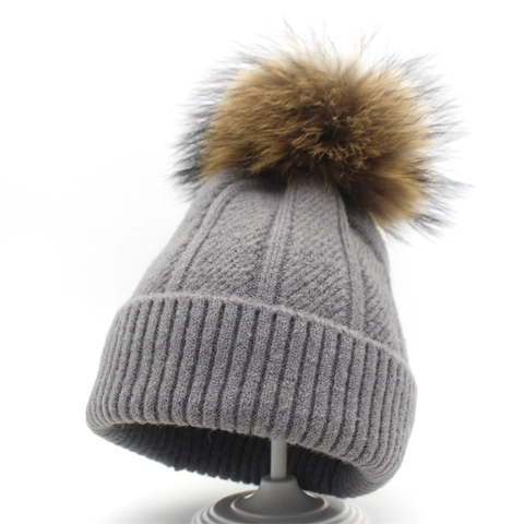 Women Winter Warm Wool Knit Beanie Hat With Large Raccoon Fur Pom-Pom Ribbed Cuffed Skull Cap For Outdoor Fashion Soft Hat