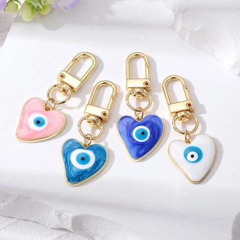 Porte-clés Œil du Mal en Forme de Cœur Alliage de Zinc Émail Texture Marbrée Pendentif de Sac Cadeau Femme