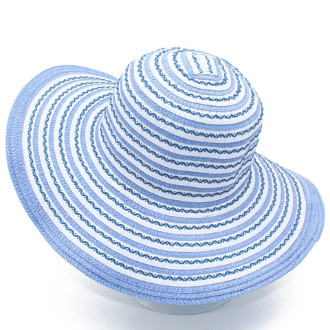 Chapeau de Soleil en Paille Rayé pour Femme Large Bord Protection UV Plage avec Motif Ondulé Style Resort Capeline