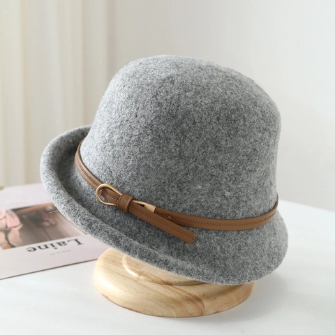 Elegant 100% Pure Wool Cloche Hat For Women Vintage Hepburn Style Solid Color Rolled Brim Basin Hat Winter Warm Headwear