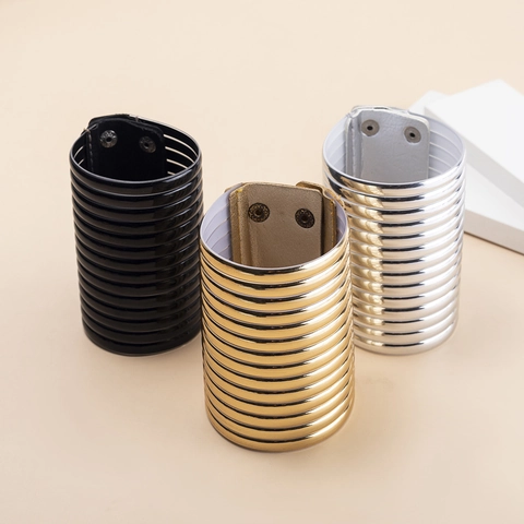 Metallic Wide Cuff Bracelet Trendy Ribbed Plastic Armband With Snap Button Fashion Jewelry For Women Performance Accessory
