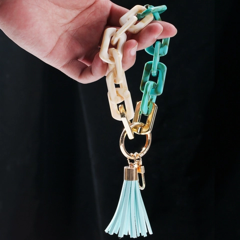 Llavero de Pulsera de Cadena Gruesa de Acrílico Con Borla de Cuero Artificial Anillo de Metal Dorado Llavero de Moda Para Mujer Accesorios de Bolso