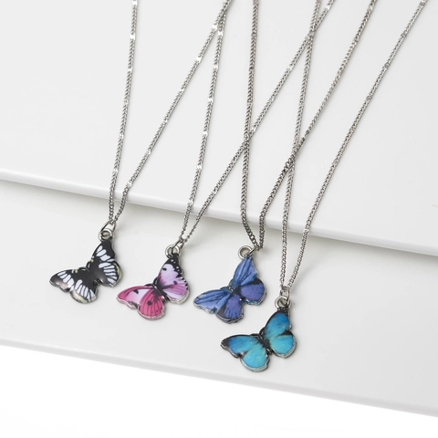 Damen Elegant Legierung Schmetterling Anhänger Halskette Bunt Tropföl Emaille Tier Design Minimalistisch Schlüsselbeinkette Schmuck