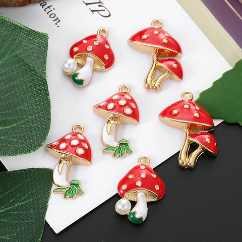Dijes de Seta DIY Colgante de Aleación de Esmalte para Creación Joyería Seta Roja Con Perla Artificial Hierba Collar Pendiente Llavero