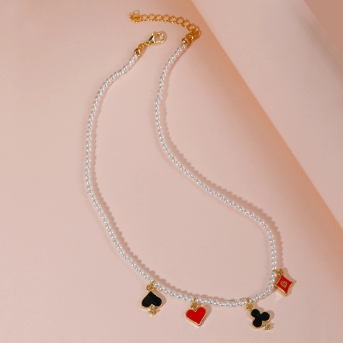 Collar de Perlas Artificiales de Imitación de Moda para Mujer Con Colgantes de Esmalte de Naipes Aleación Chapada en Oro Joyería de Póquer Picas Corazones Tréboles Diamantes