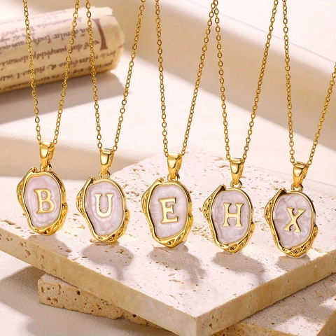 Vintage Vergulde Legering Initiële Letter Hanger Halsketting Voor Vrouwen Onregelmatige Emaille Alfabet Sleutelbeenketting